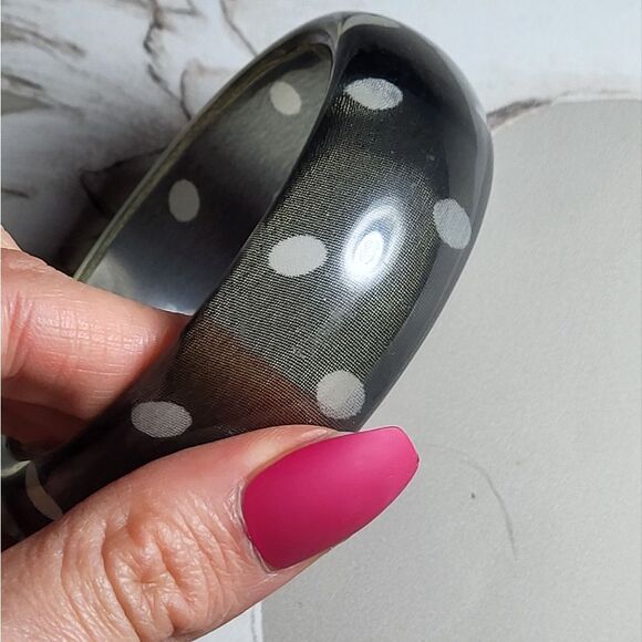 Vintage Jewelry - Vintage Black and White Polka Dot Resin Bangle Bracelet